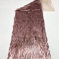 Tissu en maille brodé de sequins rectangulaires brillants de luxe en gros pour costumes de danse pour filles et robes de mariée