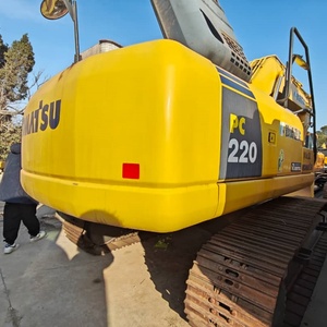 90% New Low Hours Well Maintained Komatsu PC220 Excavator Available for Sale - Product Image 4