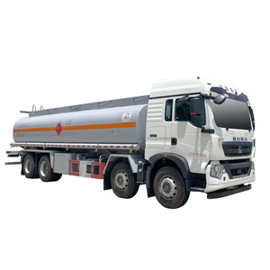 Nuevo Camión <span class=keywords><strong>Cisterna</strong></span> SINOTRUK HOWO 8x4 371HP, Camión <span class=keywords><strong>de</strong></span> Transporte <span class=keywords><strong>de</strong></span> Combustible <span class=keywords><strong>de</strong></span> 30000L - Product Image 6