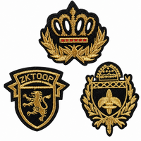 Fabricant de badges uniformes personnalisés OEM avec broderie en fil métallique or et argent