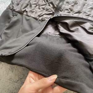 Pettorina da Allenamento Calcio Leggera di Alta Qualità - Gilet Senza Maniche Unisex per Uomo e Donna - Product Image 4