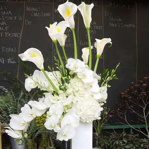 Flores Artificiales de Lirio Calla de Plástico de Alta Calidad - Color y Tamaño Personalizables, Resistentes al Agua, para Decoración de Navidad, Bodas, Fiestas y Hogar - Product Image 4