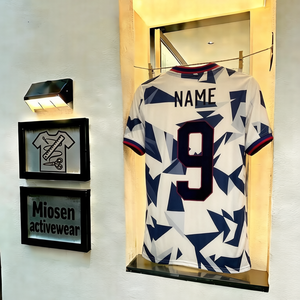 Maglia da calcio Miosen personalizzata bianca stile USA a manica corta, kit da calcio stampato a trasferimento termico, traspirante, per la Coppa del Mondo 2026 - Product Image 1