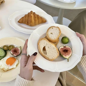 Solhui <span class=keywords><strong>assiette</strong></span> en céramique en dentelle gaufrée de style coréen, <span class=keywords><strong>assiette</strong></span> de petit déjeuner créative <span class=keywords><strong>assiette</strong></span> de crème de <span class=keywords><strong>dessert</strong></span> - Product Image 3