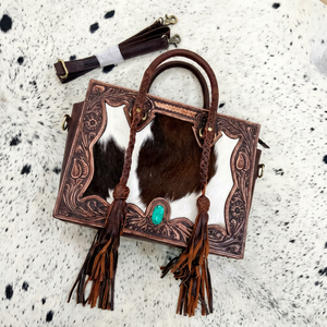 Hot Selling Trending Luxury Tote <b>Bag</b> Made Vegetable <b>Tanned</b> Genuine Leather Cowhide Patch Hand Carving Patches Zipper Closure - Product Image 1