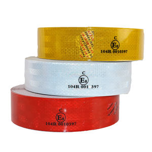 Made in <span class=keywords><strong>China</strong></span> RTLITE E8 codice ad alta visibilità nastro riflettente con forte adesivo per accessori per camion - Product Image 3