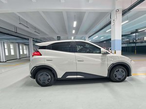 BYD Seagull 2024, SUV Eléctrico, 305KM, Volante a la Izquierda, Caja de Cambios Automática, Interior de Cuero, Cámara Trasera, Neumáticos R17, Techo Solar Oscuro, Autos Usados - Product Image 4