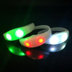 2025 nuevos conciertos fiesta pulsera LED brillante para evento Fiesta <span class=keywords><strong>concierto</strong></span> - Product Image 5