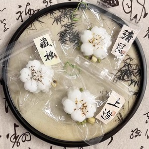 ของเล่นบีบคลายเครียดรูปเค้กกลิ่นหอมออสแมนธัส เนื้อคล้ายดินเหนียว คืนรูปช้าๆ ขายส่ง สำหรับเด็ก - Product Image 3