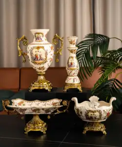 Schlussverkauf individuelle kasächische usbekische Keramik Kunsthandwerk dekoratives Keramik-Blumentablett antikes Dekor mit hohem Boden