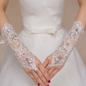 Gants sans doigts en dentelle, longs, de couleur ivoire, à motifs floraux, pour mariée - Product Image 3