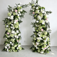 M-R67 Arche de fleurs artificielles en soie blanche et verte, arrangements floraux personnalisés faits à la main pour mariage et Saint-Valentin