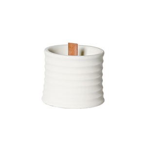 Bougie en céramique rayée colorée moderne 500g en cire <span class=keywords><strong>de</strong></span> soja parfumée avec mèche en <span class=keywords><strong>bois</strong></span>, décoration aromathérapie pour la maison - Product Image 5