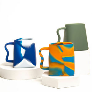 OEM/ODM Nouvelle tasse à eau en silicone personnalisée avec logo, couleur tie-dye, 400 ml, tasse à lait en silicone, tasse à café - Product Image 1