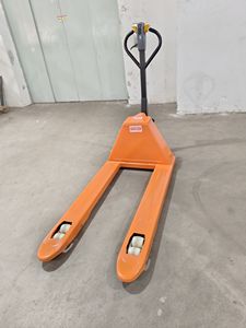 Transpaleta semieléctrica de 1500 kg-2 toneladas, elevador hidráulico con Motor de CC para restaurante, tiendas de reparación de maquinaria, venta al por menor, - Product Image 4