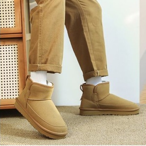 Chaussons en fourrure chauds antidérapants confortables pour femmes, chaussures de neige à tige haute, fabrication en gros, chaussures en coton résistantes à l'usure pour hommes - Product Image 3