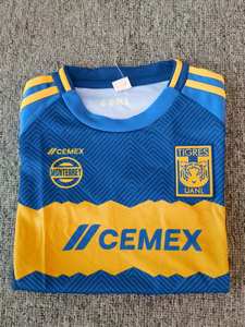 サッカーユニフォーム100% ポリエステルタイサッカーユニフォームセットTシャツ + ショーツ23/24サッカージャージー
