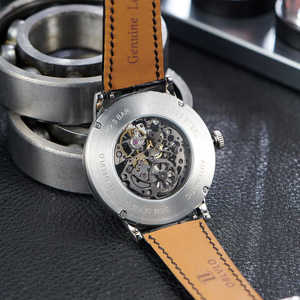 นาฬิกาอัตโนมัติ Miyota รุ่น Luxury Front Rotor Skeleton ตัวเรือนสแตนเลสสตีล 316L ดีไซน์ขอบล้อสุดพิเศษ สำหรับผู้ชาย รุ่น SM1020 - Product Image 3