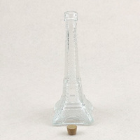 Pot en forme de tour de verre de 40ml avec espace de cuisine sculpté en liège applicable au stockage des aliments