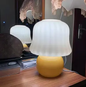 Minilâmpada de mesa de vidro de cogumelo novo design luz noturna