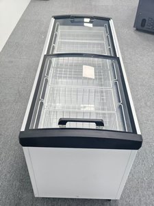Congelador Comercial para Helados, Vitrina Refrigerada con Vidrio Curvo, Congelador Horizontal Transparente para Pasteles - Product Image 3