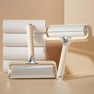 Rouleaux de recharge déchirables pour <span class=keywords><strong>rouleau</strong></span> anti-peluches, un outil magique pour nettoyer la poussière et les poils d'animaux des vêtements, usage domestique - Product Image 1