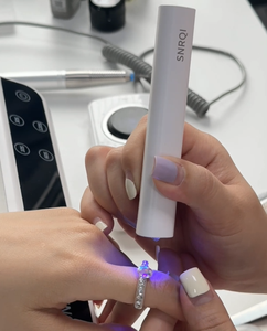 SNRQI Bestseller Kabellose Nagellampe Tragbare Mini-<span class=keywords><strong>UV</strong></span>-Nagellampe 2 Timer LED-Nagellampe mit Klapphalterung <span class=keywords><strong>UV</strong></span>-Lichtlampe für Nägel - Product Image 3