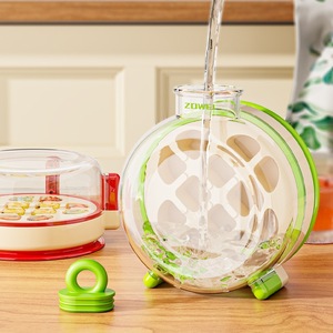 Bouteille d'eau multifonctionnelle en PP/PET de 500 ml avec moule à glaçons créatif à libération sans contact par pression et paille intégrée - Product Image 4