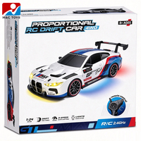 Voiture RC de drift 4x4 simulée à l'échelle 1:24 avec contrôle à 2 vitesses et éclairage d'ambiance, jouet éducatif de course pour enfants, entraînement de la coordination œil-main