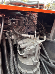 รถขุดไฮดรอลิกฮิตาชิ ZX200 มือสองสมรรถนะสูง พร้อมมอเตอร์ PLC กำลังขุดสูง คุณภาพเยี่ยม ราคาประหยัด ผ่านการทดสอบแล้ว - Product Image 6