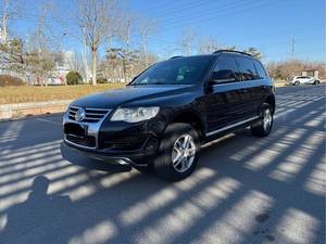 Volkswagen <span class=keywords><strong>Touareg</strong></span> 3.6FSI <span class=keywords><strong>V6</strong></span> 2010, édition standard, sièges en cuir, conduite à gauche, vente flash, voiture d'<span class=keywords><strong>occasion</strong></span>, prix avantageux - Product Image 2