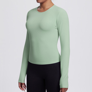 Haut de yoga à manches longues pour femme, finition brossée, idéal pour l'entraînement intensif, le Pilates, la course et les activités sportives printanières - Product Image 4