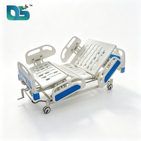 Lit médical manuel à trois fonctions avec manivelles ABS, rails latéraux et tête de lit réglables en hauteur de 45 à 72 cm pour clinique et hôpital