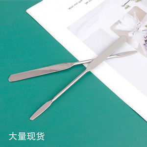 Stainless Steel Foundation Spatula 0.8x17cm Reusable Makeup Mixing Tool For Makeup Artist - Product Image 1