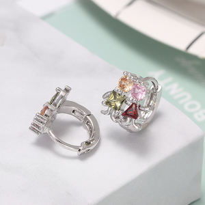 Aretes de Moda 2020 para Mujer y Niña, Chapados en Oro, con Circonitas Encapsuladas en Oro - Product Image 2