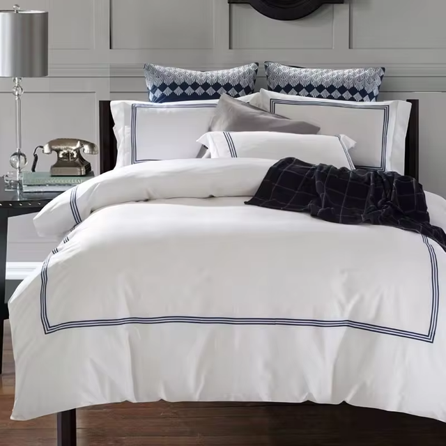 European Style Luxury Cotton Hotel Beautiful Exquisite Custom Jacquard Bedding Set