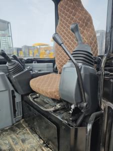 Pelleteuse Caterpillar CAT303.5ECR d'occasion Mini digesteur du Japon Machines de terrassement Pompe à moteur Pelleteuse de terre d'occasion CAT 304c 303cr - Product Image 2