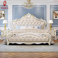 Meubles de chambre à coucher de style européen : lit double extra-large, luxueux, en bois massif, sculpté et en cuir véritable