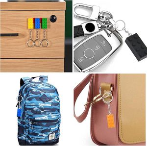 Porte-clés en caoutchouc PVC 3D personnalisable, jouets en forme de figurines en matériau souple, porte-clés pour figurines personnalisées - Product Image 2