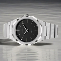 Reloj de cuarzo para hombre con esfera árabe roja ultrafina de acero inoxidable 316 resistente al agua 5ATM de movimiento Miyota de alta calidad