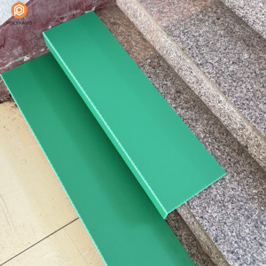 แผ่นป้องกันบันไดแบบรังผึ้ง PP <span class=keywords><strong>หนา</strong></span> 3 มม. <span class=keywords><strong>5</strong></span> มม. ใช้ซ้ำได้ ป้องกันการ<span class=keywords><strong>ล</strong></span>ื่น สำหรับงานก่อสร้าง - Product Image 2