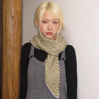 Écharpe triangulaire en tricot rayé tendance, cache-cou doux en tricot léger, écharpe rayée légère
