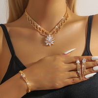 Ensemble de bijoux de mariée de luxe-Collier et boucles d'oreilles en strass pour un look de mariage exquis | Accessoires en gros
