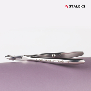 <span class=keywords><strong>STALEKS</strong></span> Coupe-cuticules multi-usages avec capuchon de protection, lame tranchante en acier inoxydable, sûr et hygiénique pour les ongles des pieds - Product Image 4