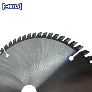 Tốc Độ Nhanh 160*2.2/1.5*60T * 20 Thông Tư Công Nghiệp <span class=keywords><strong>Tct</strong></span> <span class=keywords><strong>Saw</strong></span> <span class=keywords><strong>Blade</strong></span> Cho Nhôm OEM Tùy Chỉnh Cho Laser Hàn Quá Trình Cắt - Product Image 5