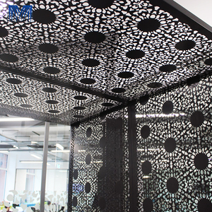 <span class=keywords><strong>Techo</strong></span> de Aluminio para Terraza con Cortina de Ratán Metálica, Plegable Eléctricamente, Resistente a la Corrosión, Diseño Moderno y de Alta Gama - Product Image 2