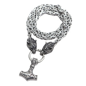 Collier pendentif Tête de loup Viking Nordique Marteau de Thor, Bijou Amulette pour Homme, Chaîne en Acier Inoxydable - Product Image 1