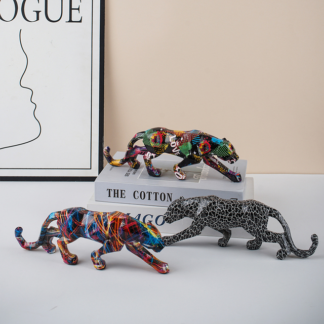 Customizable Resin Cheetah Sculpture for Home Decoration Durable Jungle Themed Bulk Wholesale OEM/ODM for Resellers