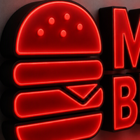 Insegna a Lettere Scatolate MEGA BURGER, Acrilico Rosso Luminoso, Fondo Nero, Icona Burger per Ristoranti Fast Food e Decorazione Vetrine