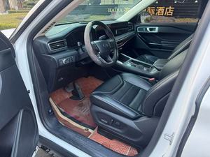 <span class=keywords><strong>Ford</strong></span> Explorer: Legendaria Herencia de SUV, Rendimiento Moderno. Diseñado para Explorar Más Allá del Horizonte. - Product Image 4